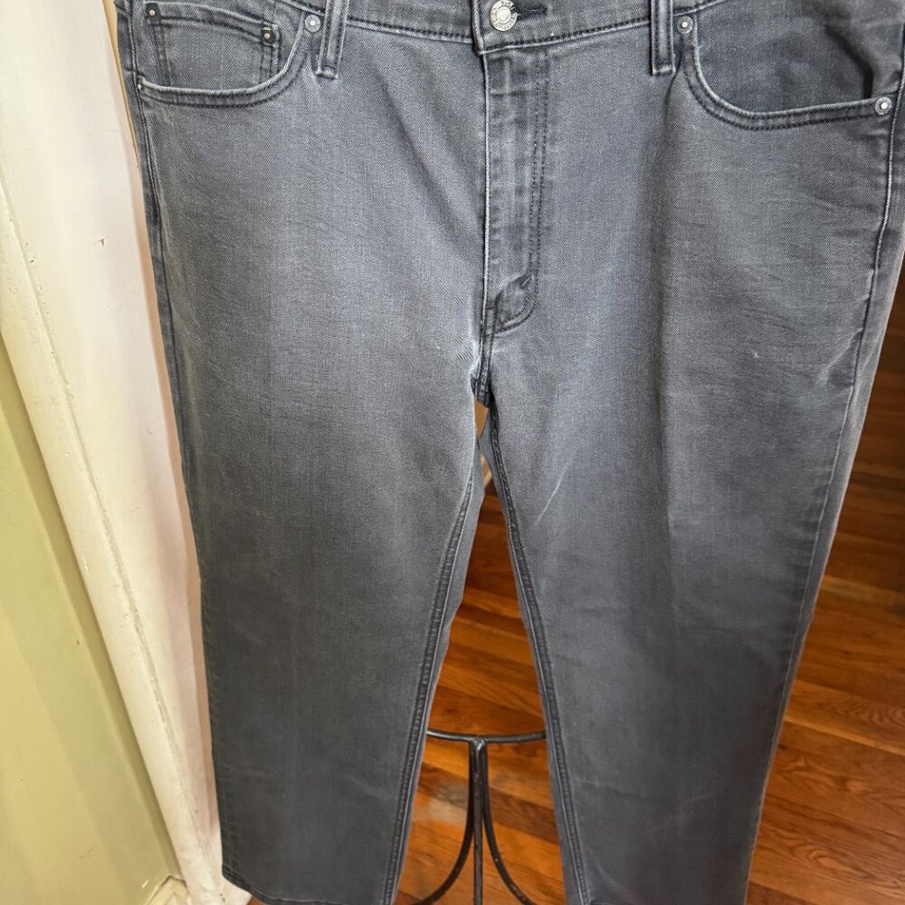 LEVIS 541 JEANS GRAY COLOR SIZE 38 X 27 STRETCH - Picture 6 of 7